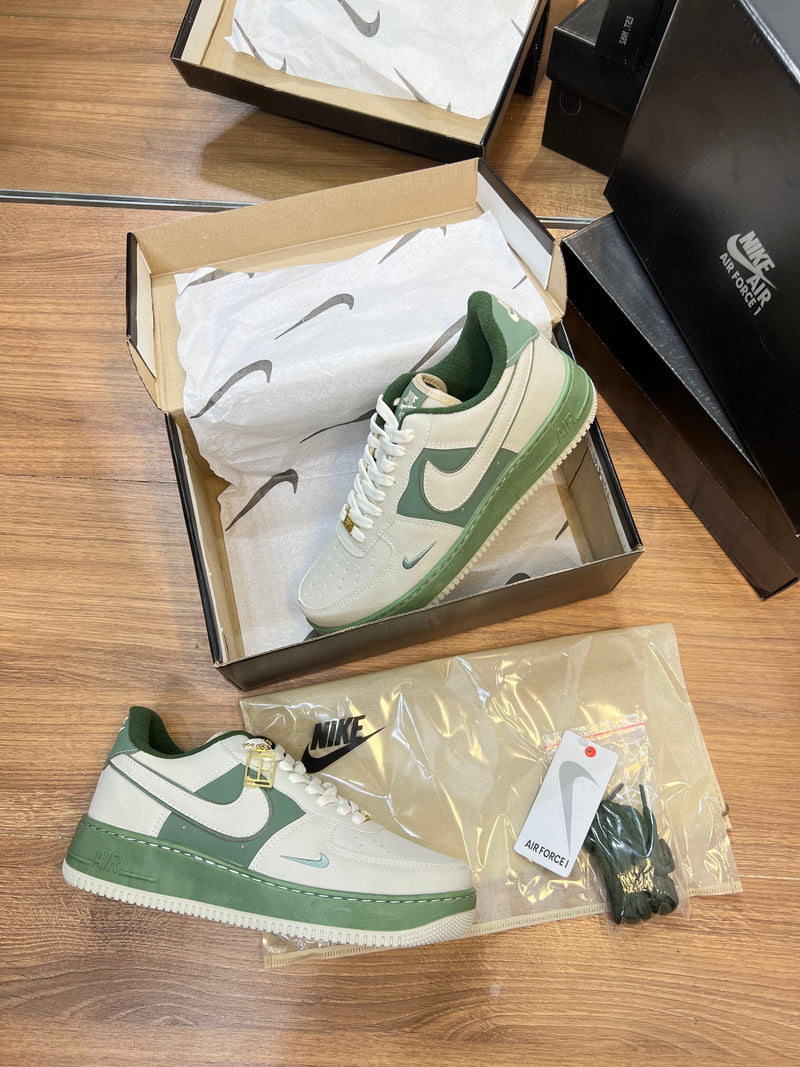 Tênis Nike Air Force 1