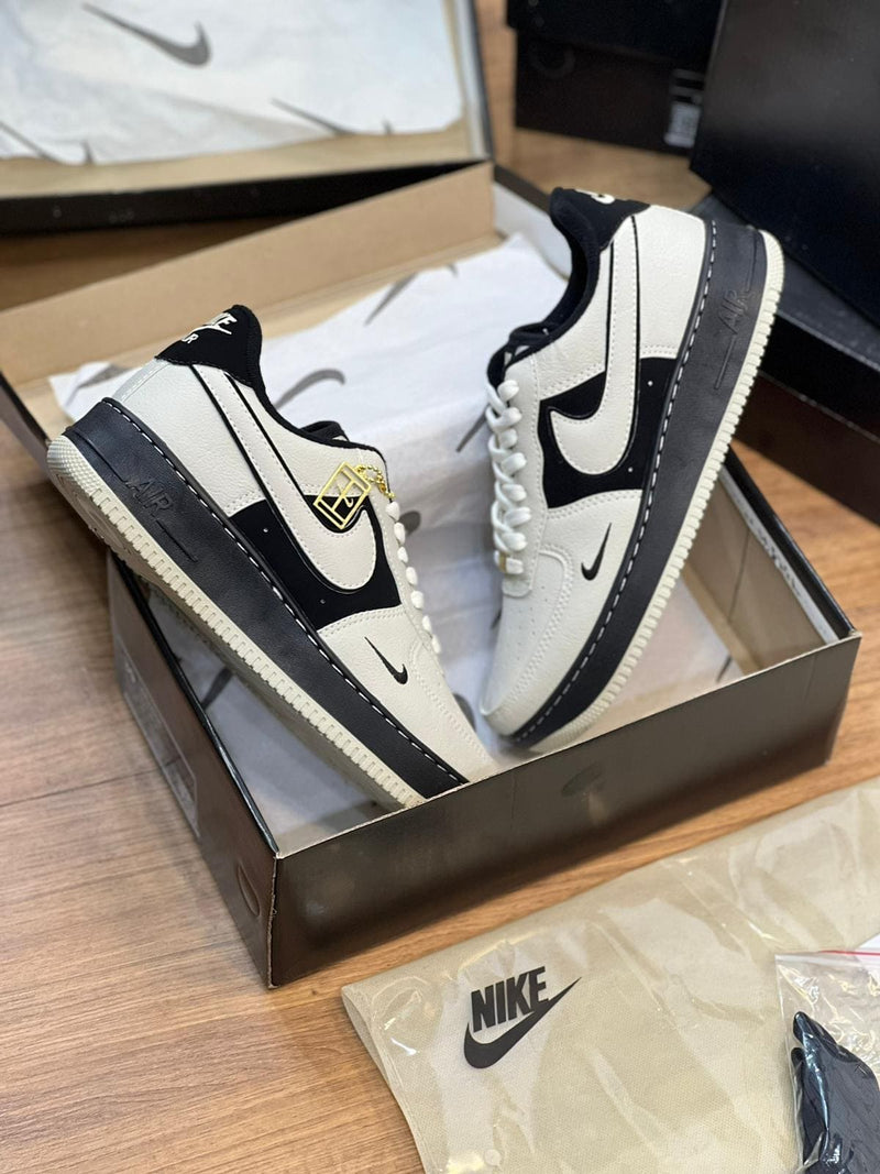 Tênis Nike Air Force 1